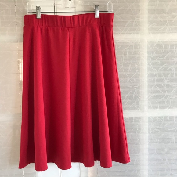 NWT Casual Couture by Green Envelope Red Skirt - Picture 3 of 6